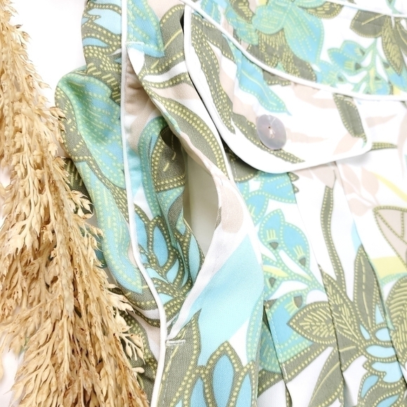 New IZOD Cool XFG Pleated Green Leaf Short Pants Sz 4 - Picture 5 of 16